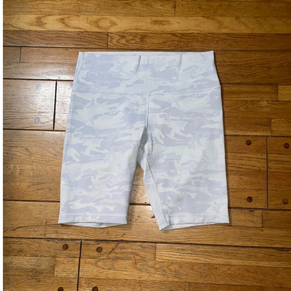 Lululemon Wunder Under Short 10" *Ribbed